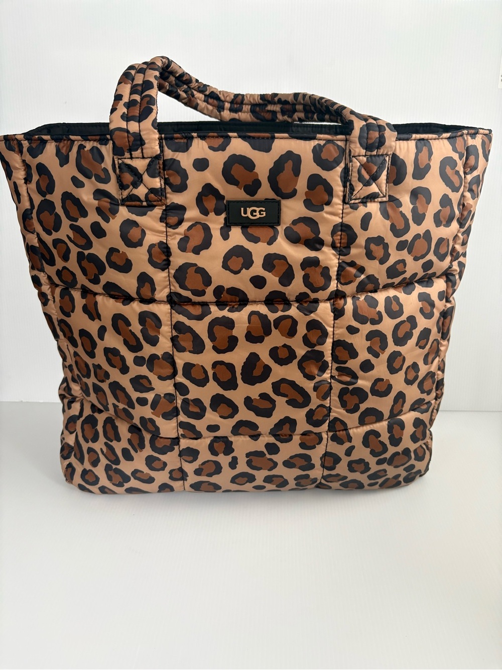 UGG Leopard Print Quilted Tote/Travel  Bag in Brown XL EUC